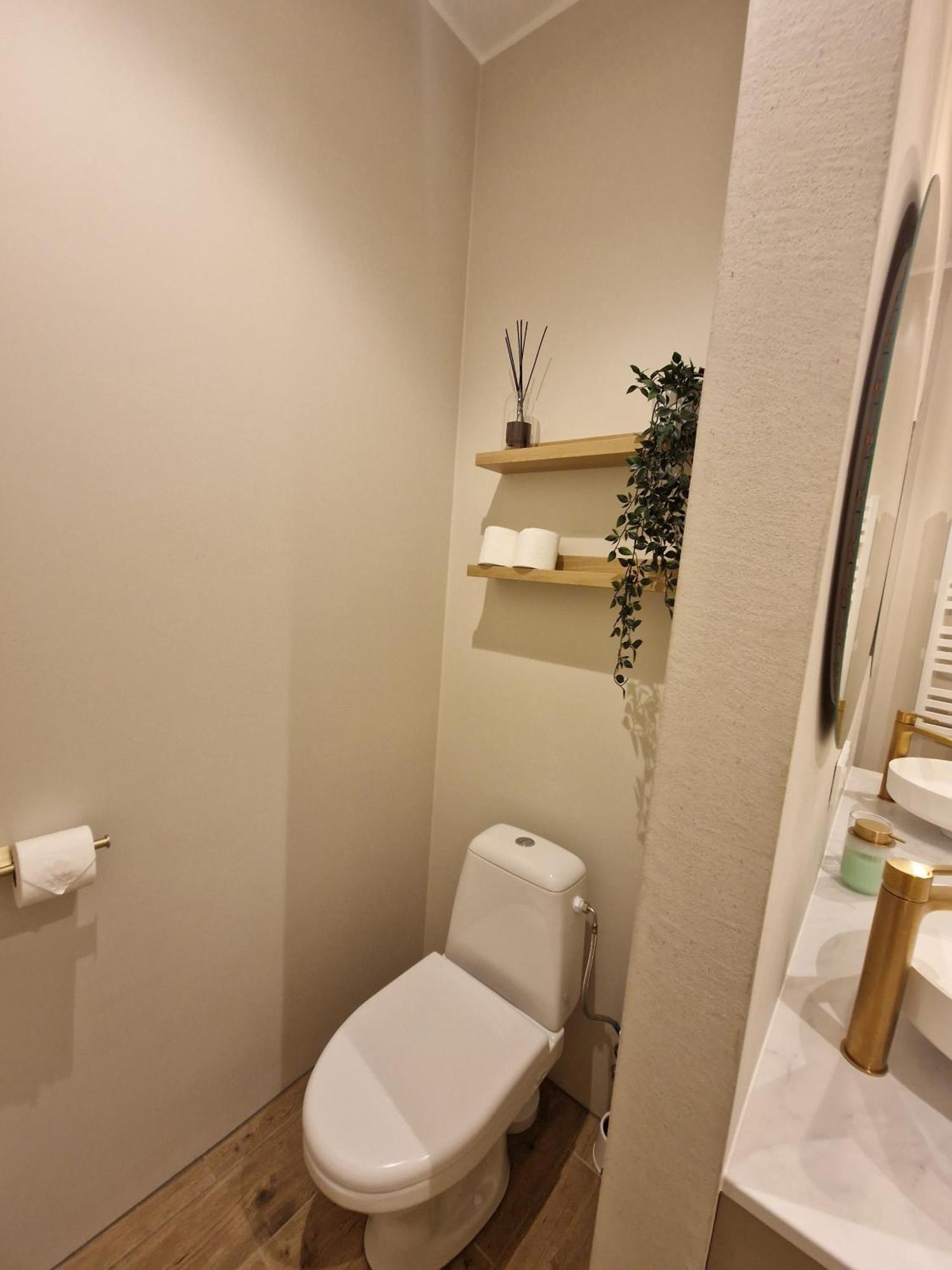 Atf Apartments Riga Exteriör bild